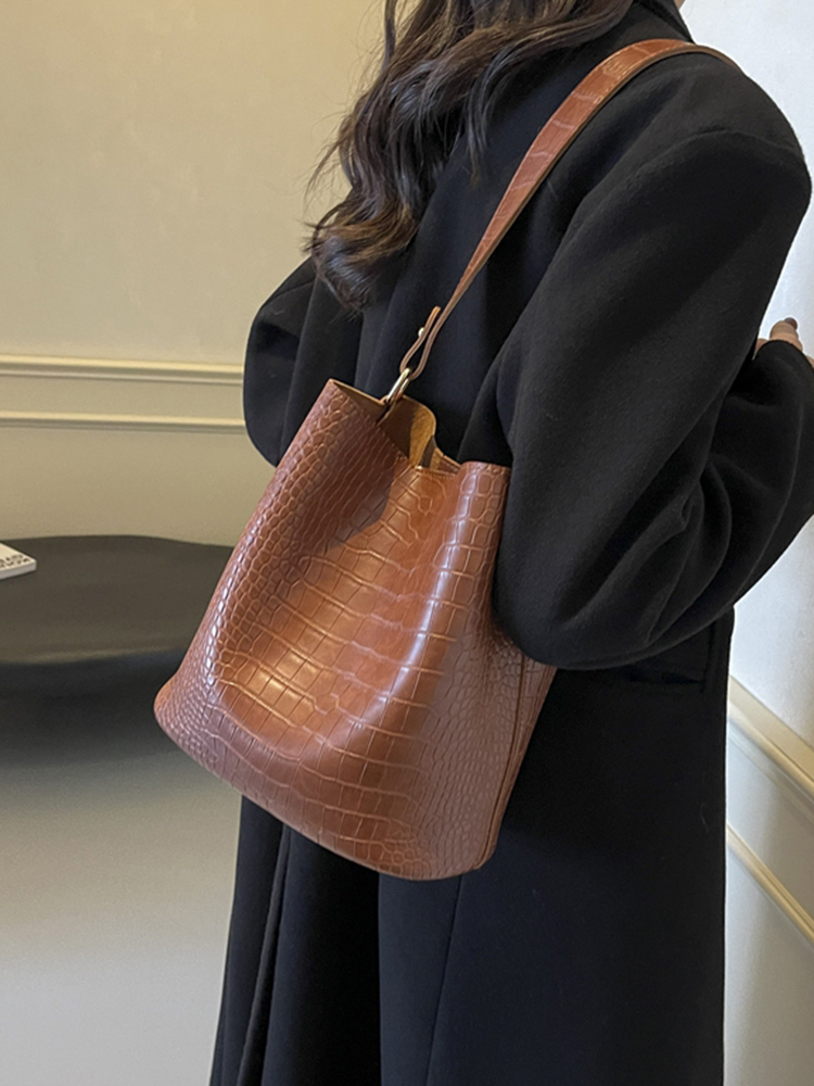 Retro Niche Design Shoulder Crossbody Bucket Bag for Women - High-End Mother-Daughter Style, 2025 Trendy Fashion Accessory