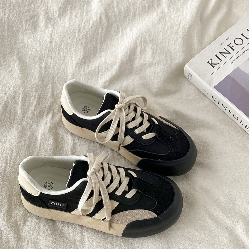 Retro Thick-Soled Women's Casual Sports Shoes - Versatile College Style for Spring 2025 - Trendy Y2K Inspired Footwear