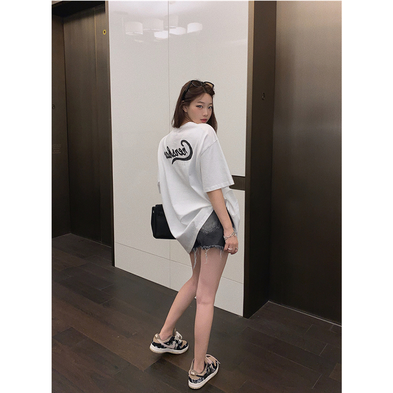 Rose Red Plus Size Loose Fit Cotton Short Sleeve T-Shirt for Women - Casual Mid-Length Top, Perfect for Everyday Wear