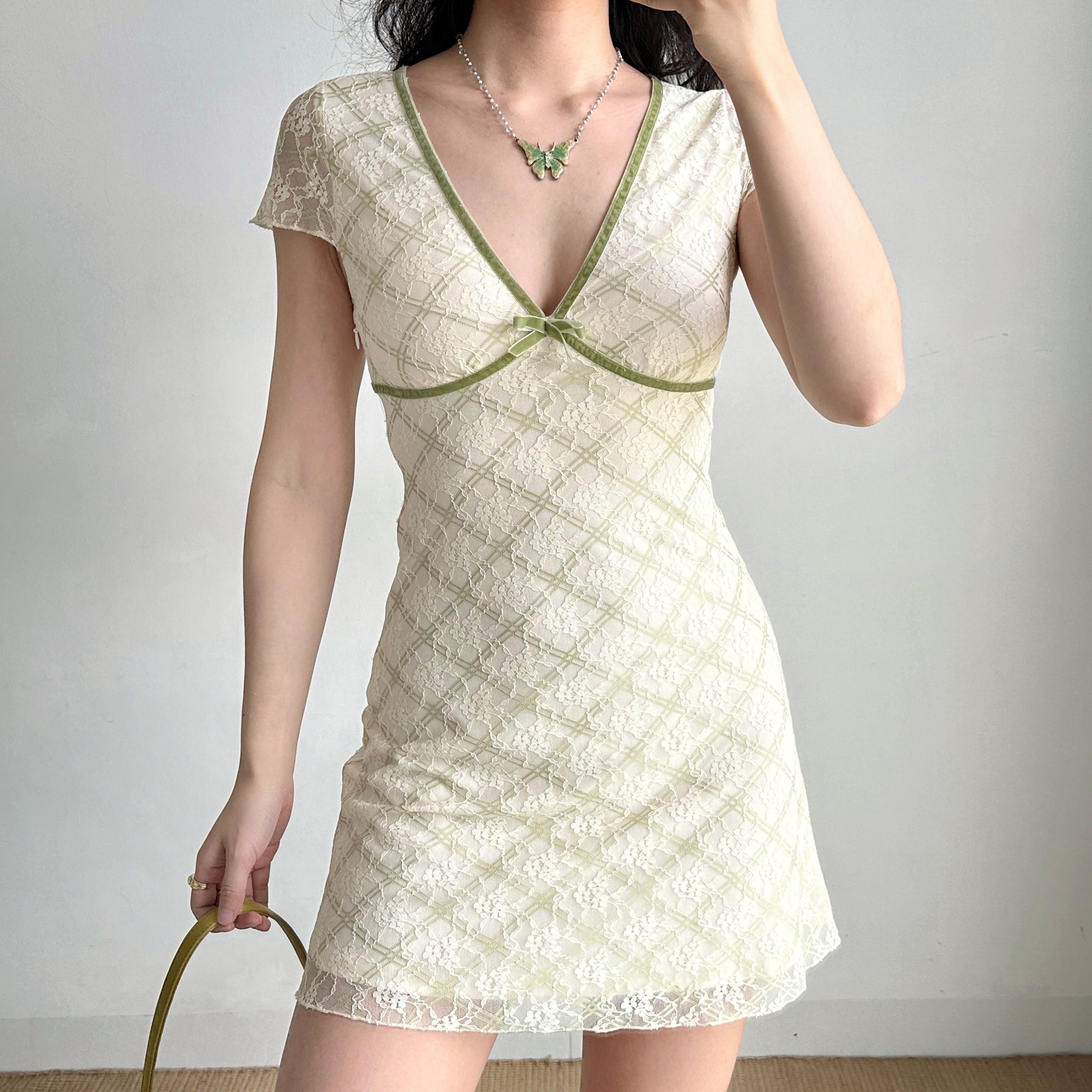Sexy Deep V-Neck Lace Check Short Sleeve Dress for Women - European and American Style Summer Fashion
