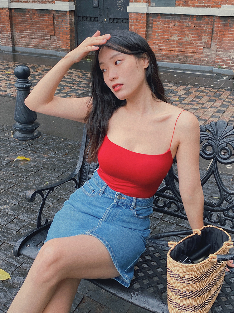 Sexy Red Slim Fit Spaghetti Strap Top with Chest Pads - Women’s Casual Outerwear, Y2K Style