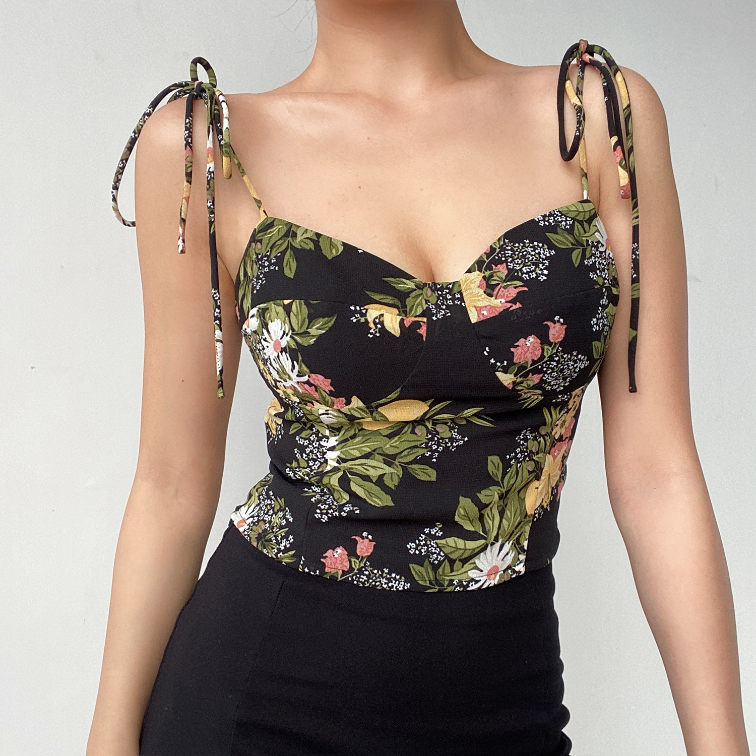 Sexy Retro Floral Print Lace-Up High-Waisted Pleated Camisole Tank Top for Women - European American Style
