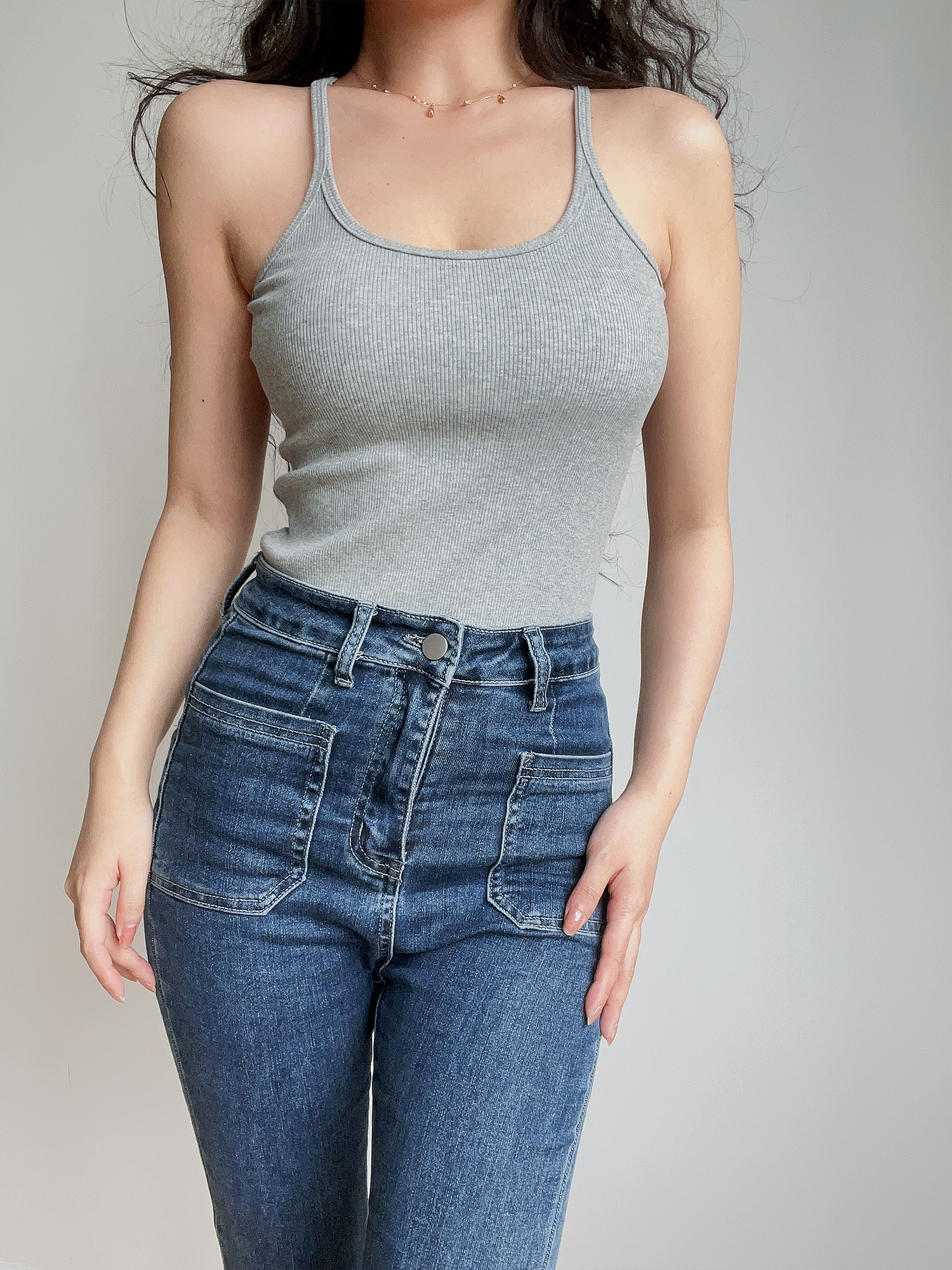 Sexy U-Neck Minimalist Basic Solid Color Stretchy Slim-Fit Thin Strap Tank Top - European American Style, Versatile Essential for 90s Y2K Fashion