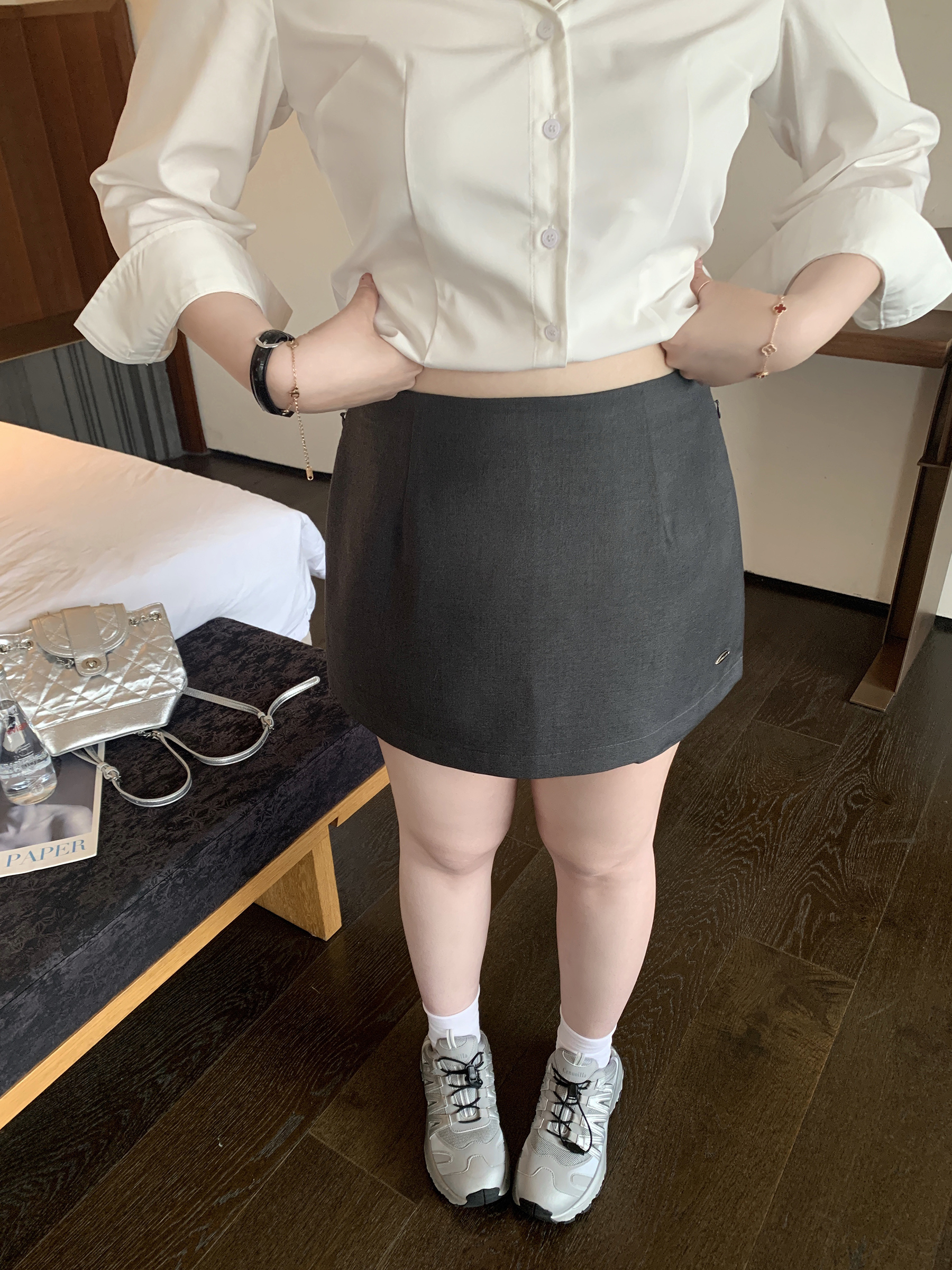 Slightly Chubby Double-Layer Side-Slit Suit Skirt Pants for Urban Office Ladies - Versatile Fashion Staple