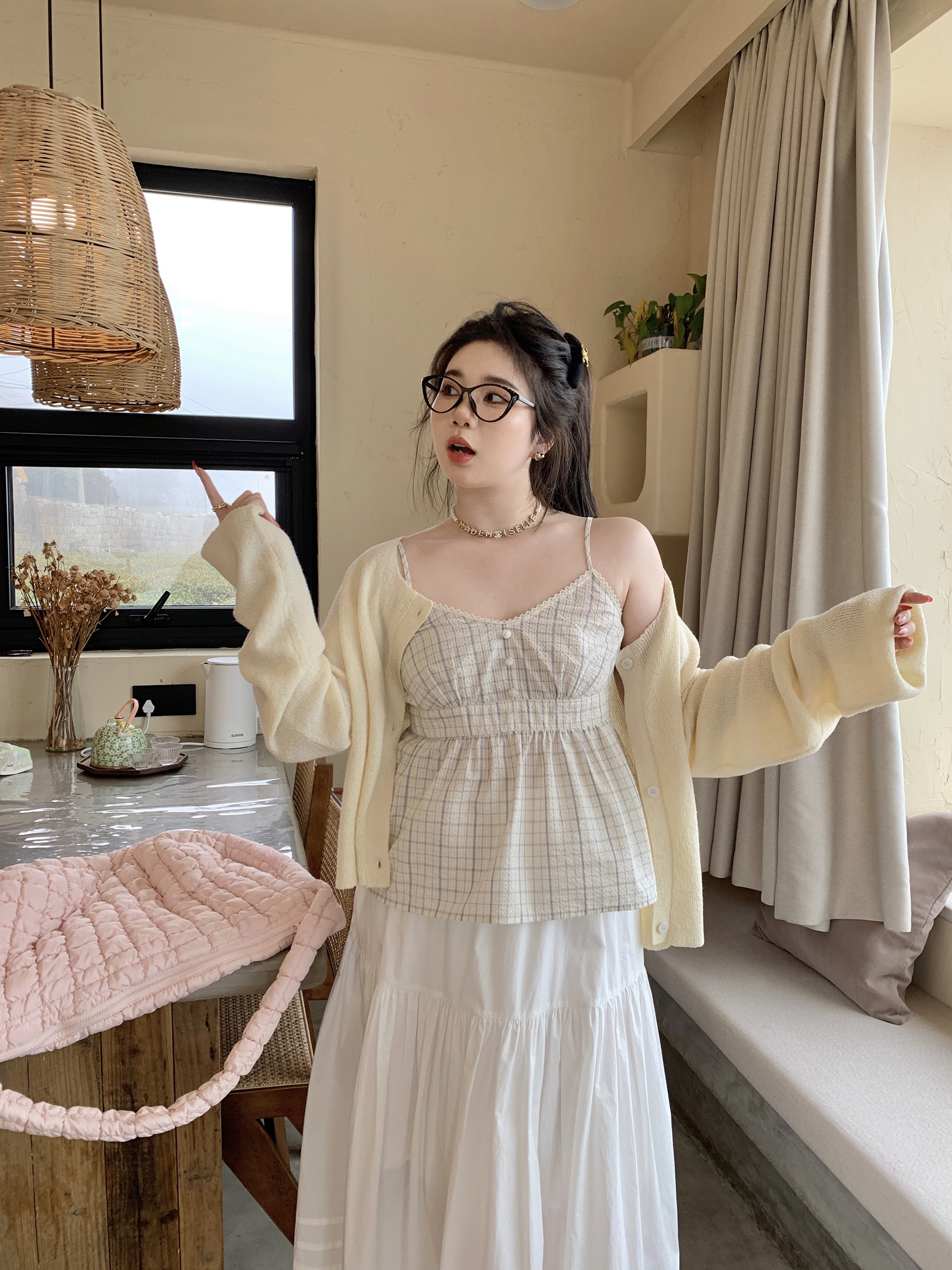 Soft-Focus Cloud Plus-Size Long Sleeve Cardigan - Moisturizing Milk Candy Smoothie Style for a Cozy Look