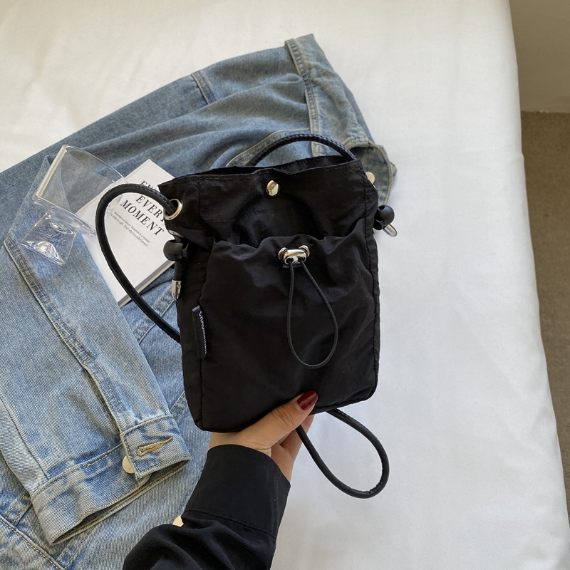 Summer 2025 Women's Casual Crossbody Bag, Trendy Bucket Shoulder Bag for Phones, Stylish Leisure Tote