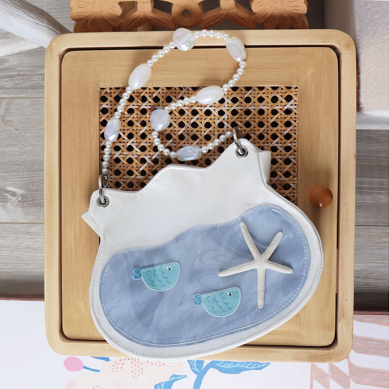 Summer Beaded Fish Bag - Cute Underarm Crossbody Handbag for Small Essentials, Niche Design, Perfect for Casual Outings
