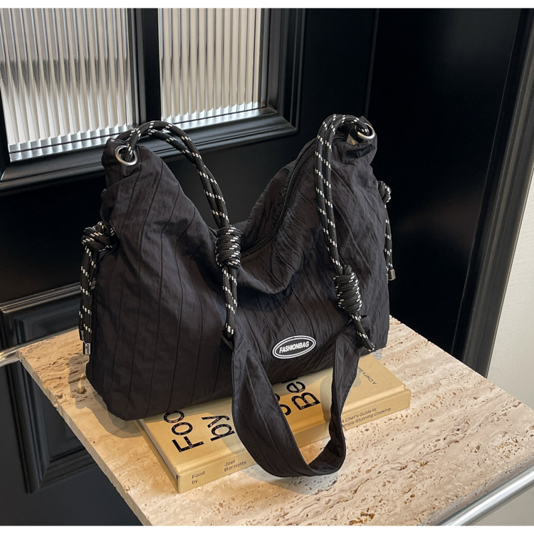 Summer Pleated Canvas Bag for Women - Large Capacity Commuter Dumpling Crossbody Bag, Niche INS Korean Style Versatile Tote