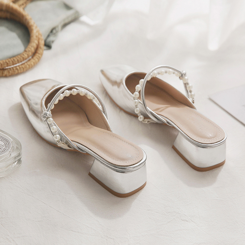 Summer Women's Sheepskin Slip-On Chunky Heeled Closed-Toe Slippers - No-Heel Lazy Style for Outdoor Fashion