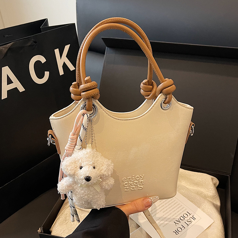 Trendy High-End Small Shoulder Crossbody Bag for Women, 2025 Niche Design Letter Print Vegetable Basket Style