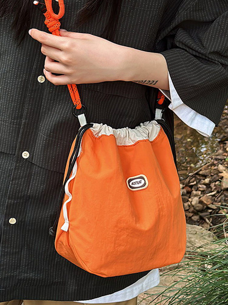 Trendy Korean Style Large Capacity Nylon Crossbody Bucket Bag for Women - Summer 2025 Niche Design