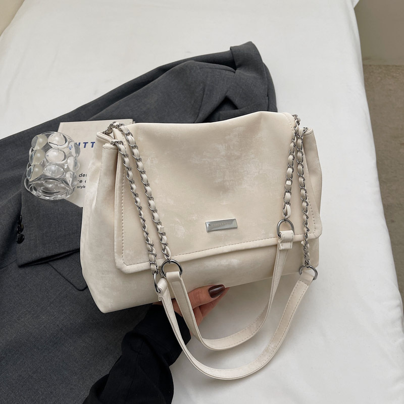Trendy Korean Style Tote Bag for Women | 2025 Casual Underarm Bag | Versatile High-End Commuting Handbag