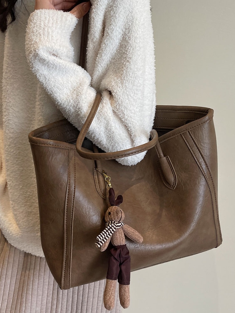 Trendy Large-Capacity Tote Bag for Women - Versatile Shoulder Bag for Autumn/Winter 2025, Fashionable Commuter Style