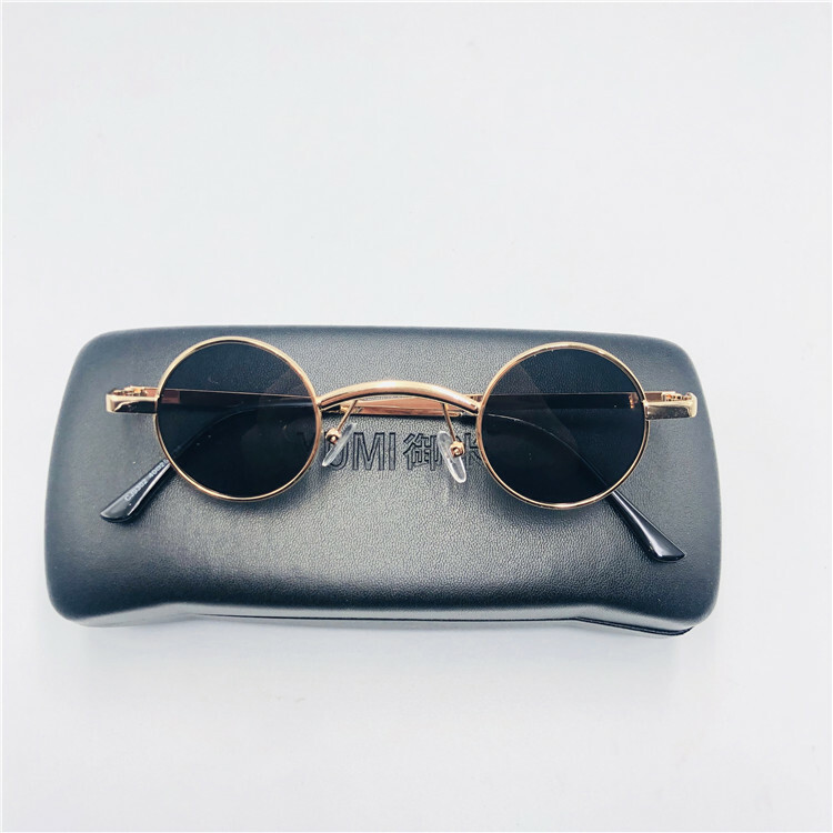 Trendy Men's Punk Ultra-Small Round Frame Sunglasses, Y2K Inspired, Worn by Celebrities, Retro Fashion Statement Glasses
