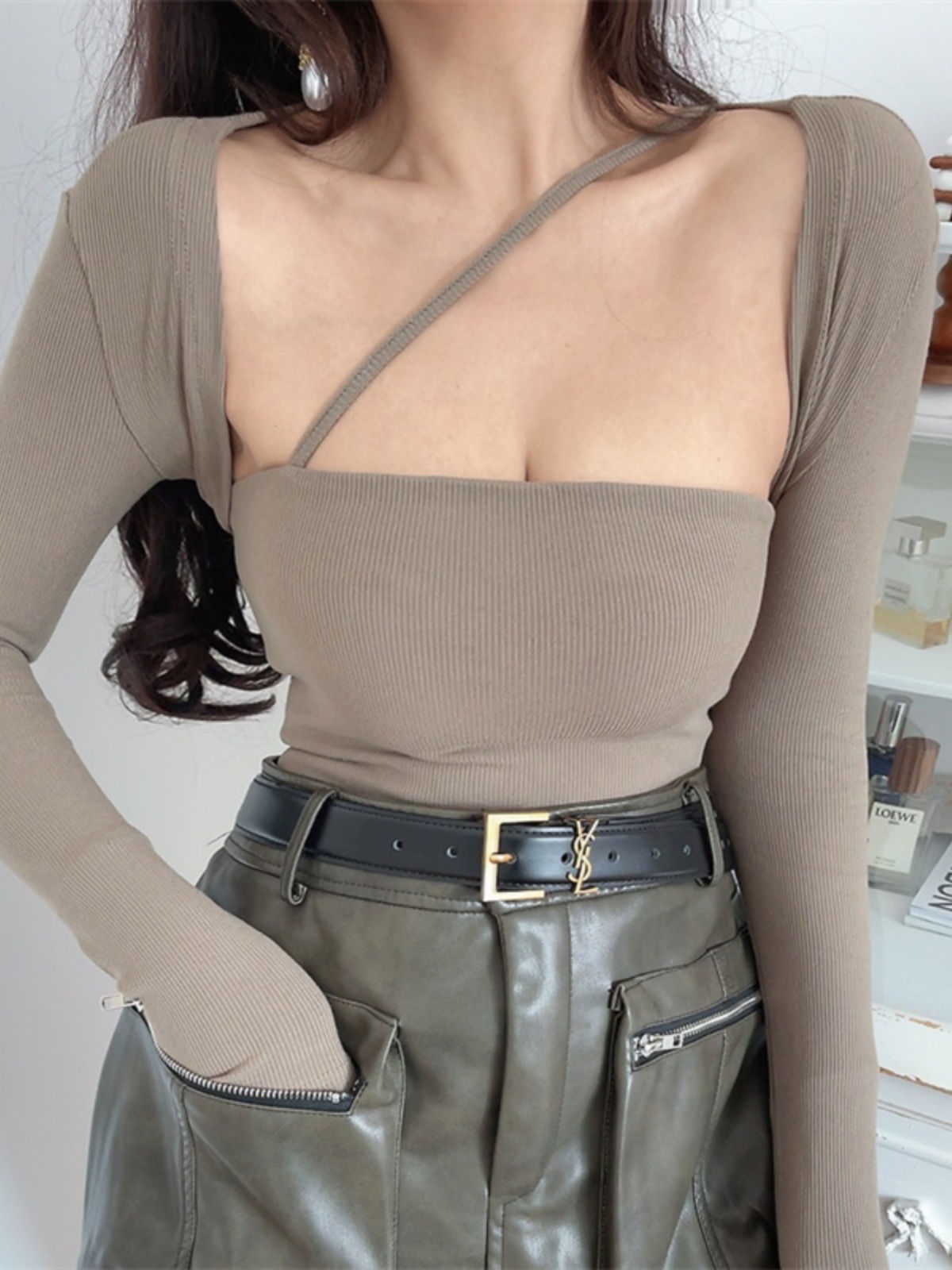 Trendy Retro Long Sleeve T-Shirt for Women - Sexy Spring/Summer Style, Perfect for Showcasing Curves, Y2K Inspired