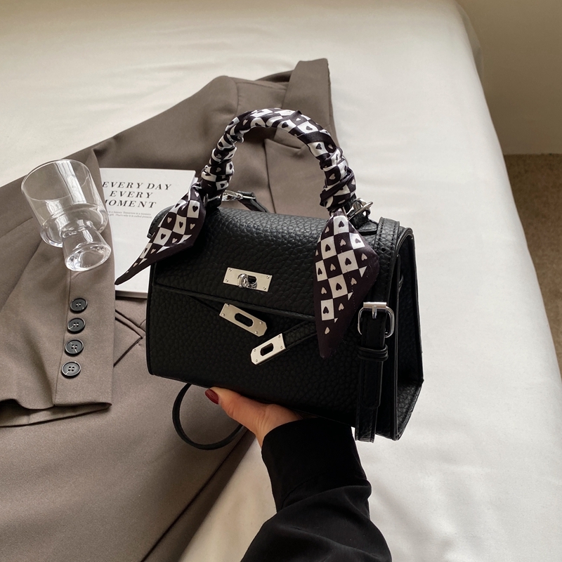 Trendy Women's 2025 High-End Tote Bag - Fashionable Shoulder Crossbody Small Square Bag