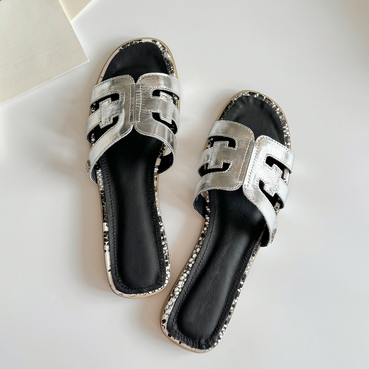 Trendy Women's Cowhide Sandals - Simple Korean Style Flat Beach Slippers for Summer Fashion