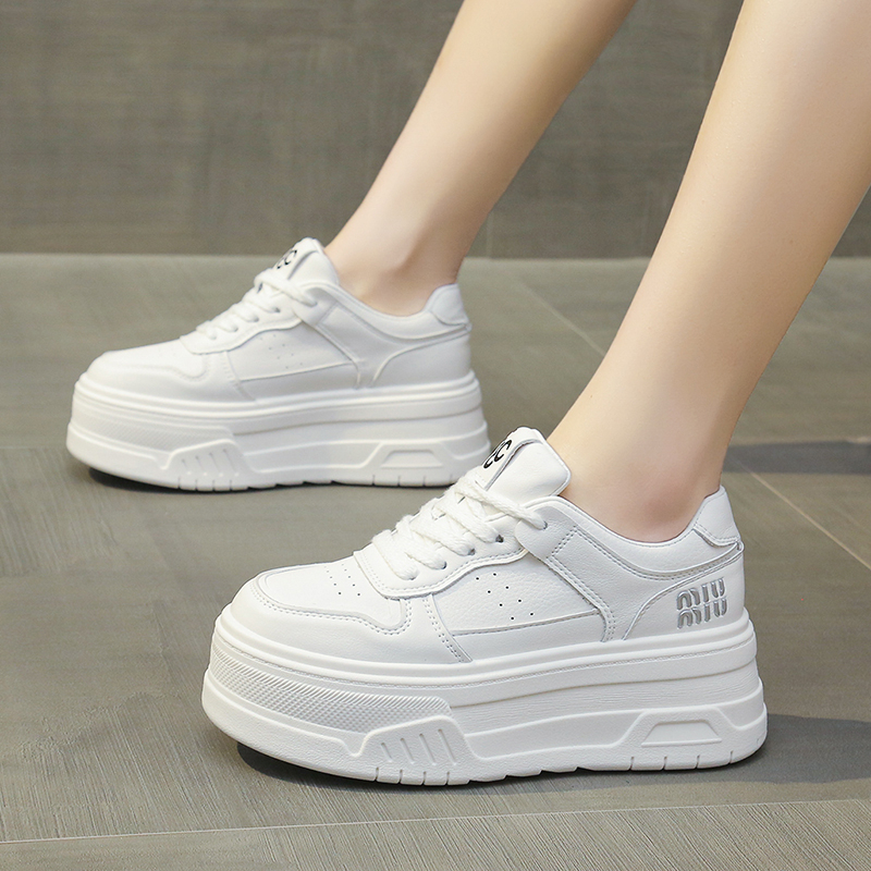 Trendy Women's Little White Sneakers 2024 - Thick-Soled Casual Platform Shoes for Petite Height with Hidden Elevation