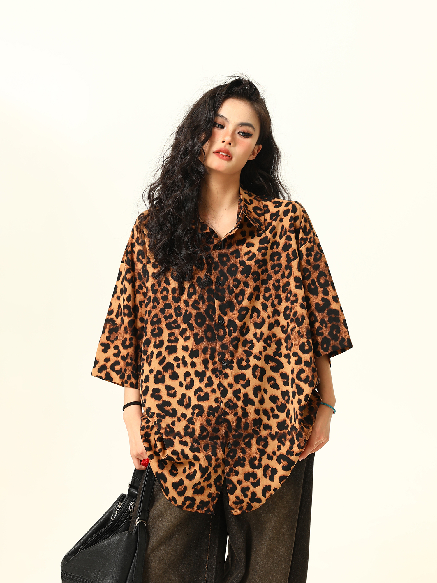 Unisex Leopard Print Shirt - Retro American Street Style, Loose Fit Summer Top, Trendy Casual Wear for Men and Women