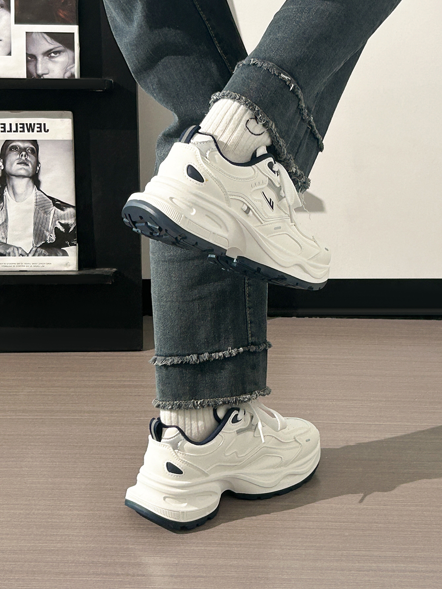 Unisex Versatile Mesh Breathable Dad Shoes - Soft Sole White Sneakers for Summer 2025 Sports Style
