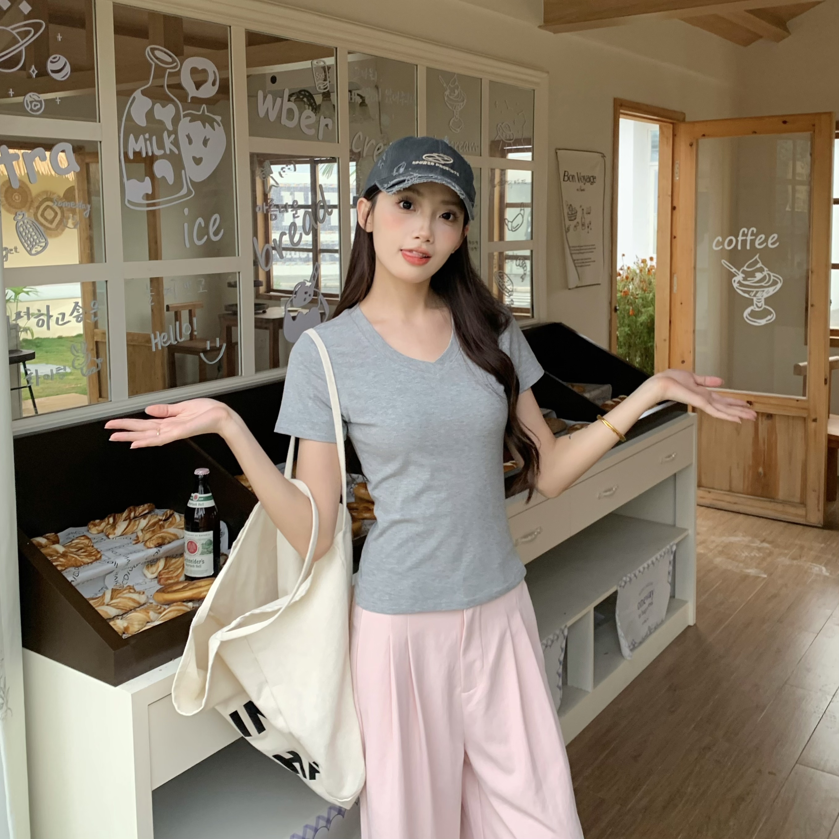 V-Neck Short Sleeve T-Shirt for Women - American Vintage Slim Fit Top - 2025 Summer Essential - Casual 90s Style Base Layer