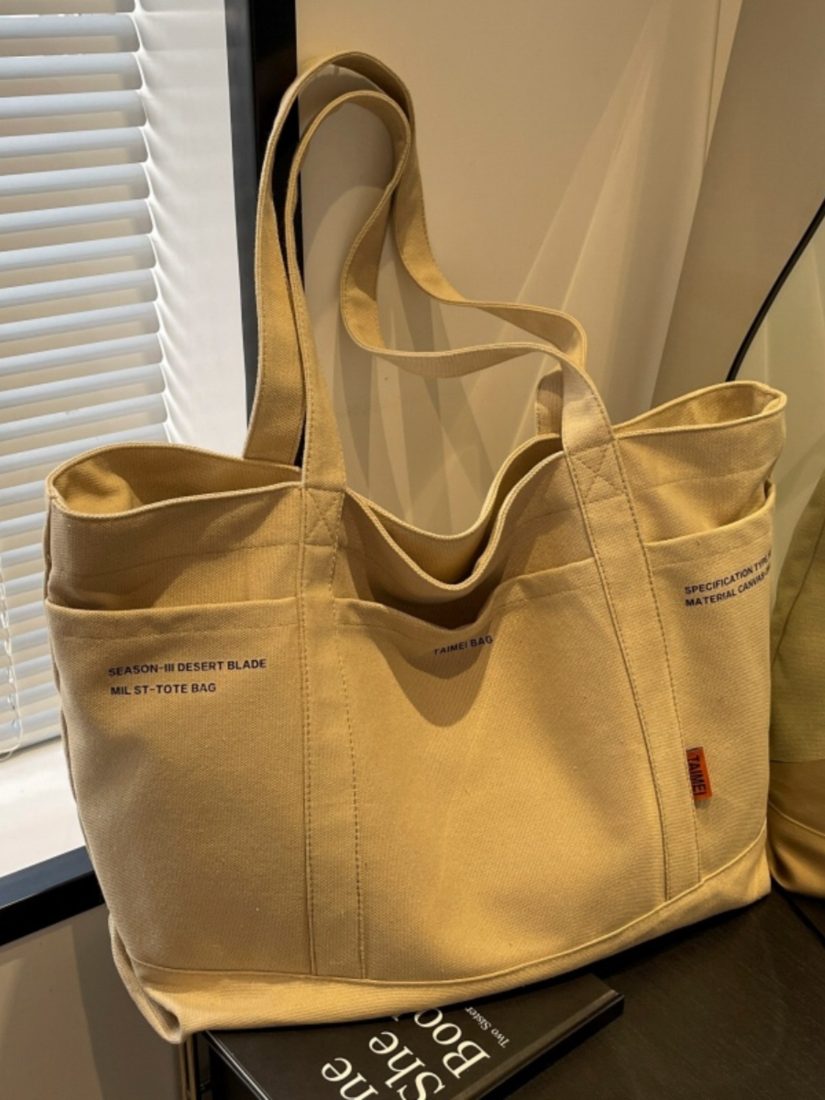 Versatile Canvas Tote Bag for Women - 2025 Spring/Summer Large Capacity Shoulder Bag for Students and Commuters