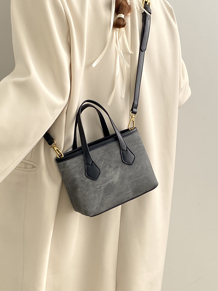Versatile Color-Block Handheld Small Bag - High-End Fashion Shoulder Crossbody for Women - Chic 2025 Trendy Accessory