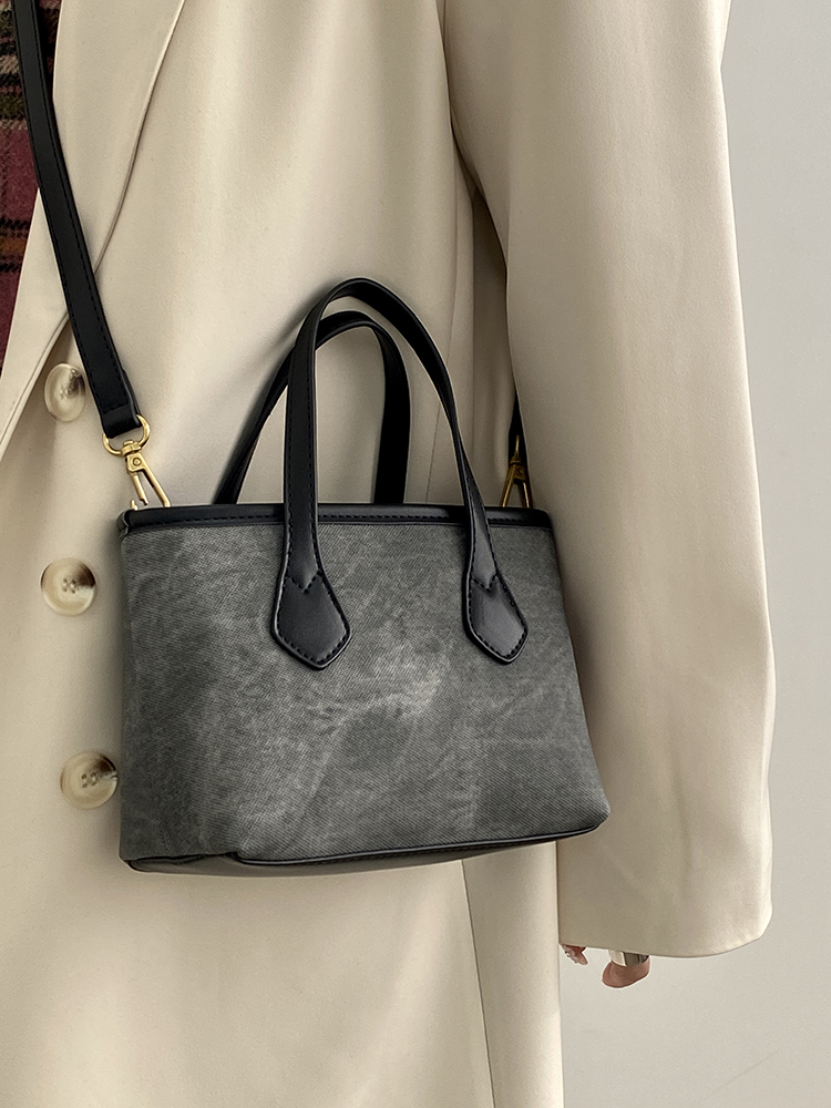 Versatile Color-Block Handheld Small Bag - High-End Fashion Shoulder Crossbody for Women - Chic 2025 Trendy Accessory