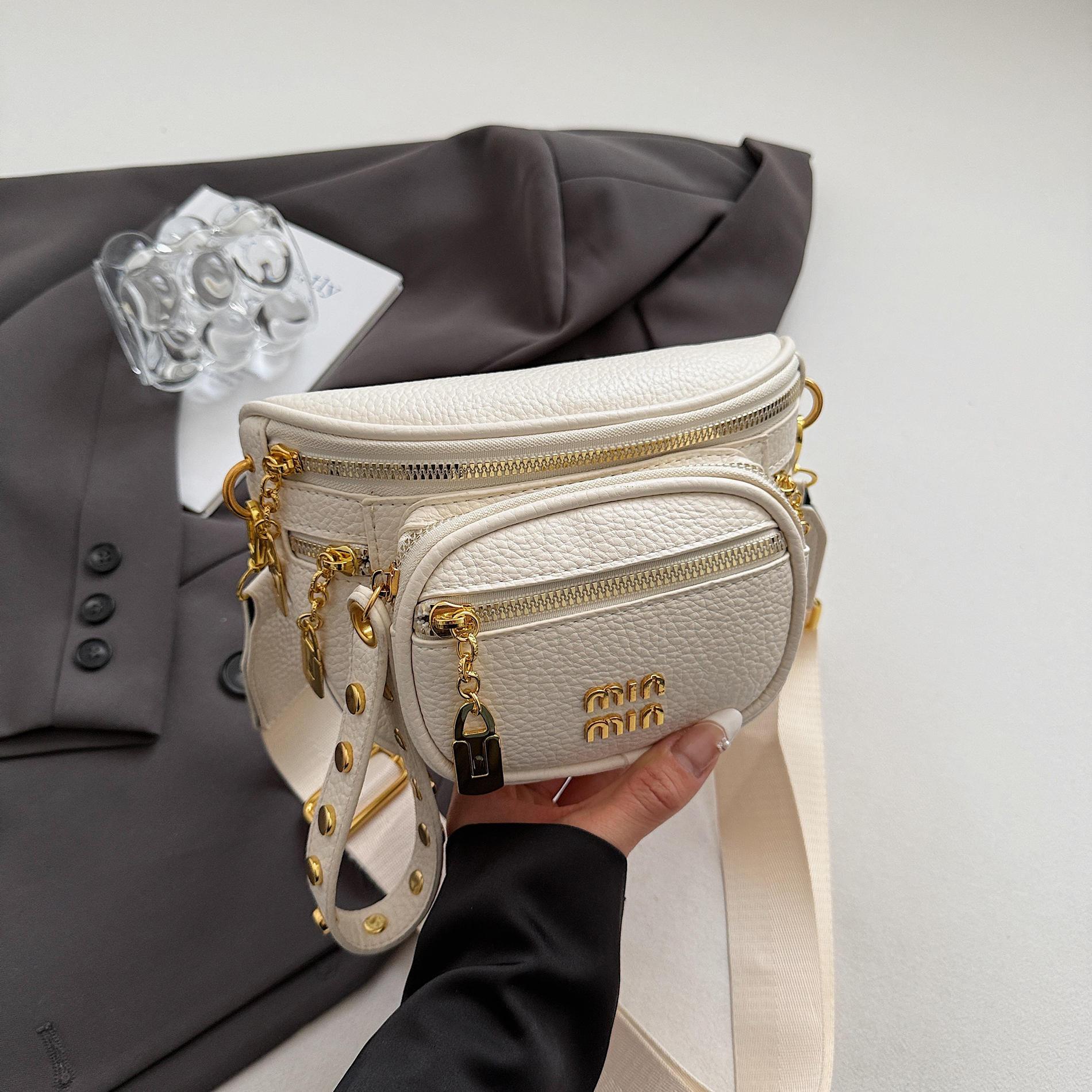 Versatile Korean-Style Wide-Strap Crossbody Saddle Bag for Women - High-End Fashionable Travel Bag for Summer 2025