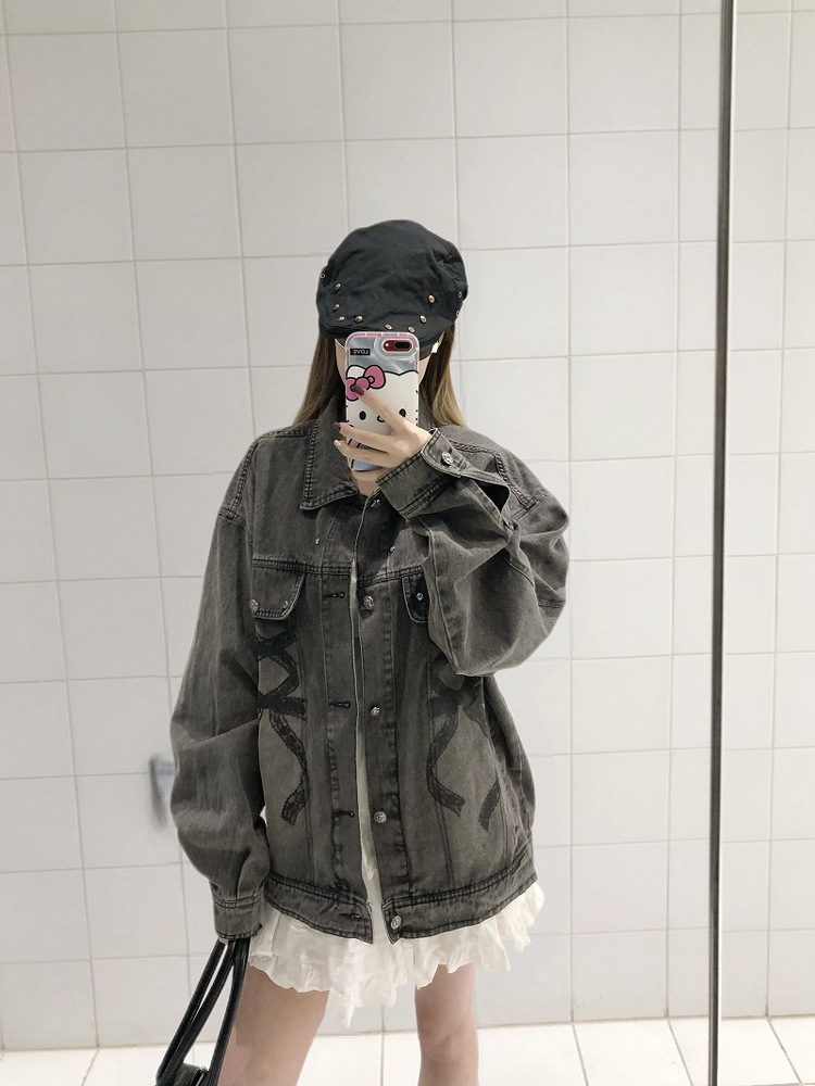 Vintage American-Style Denim Jacket with Graphic Bow and Graffiti Design - Women's Loose Fit Fashion Outerwear