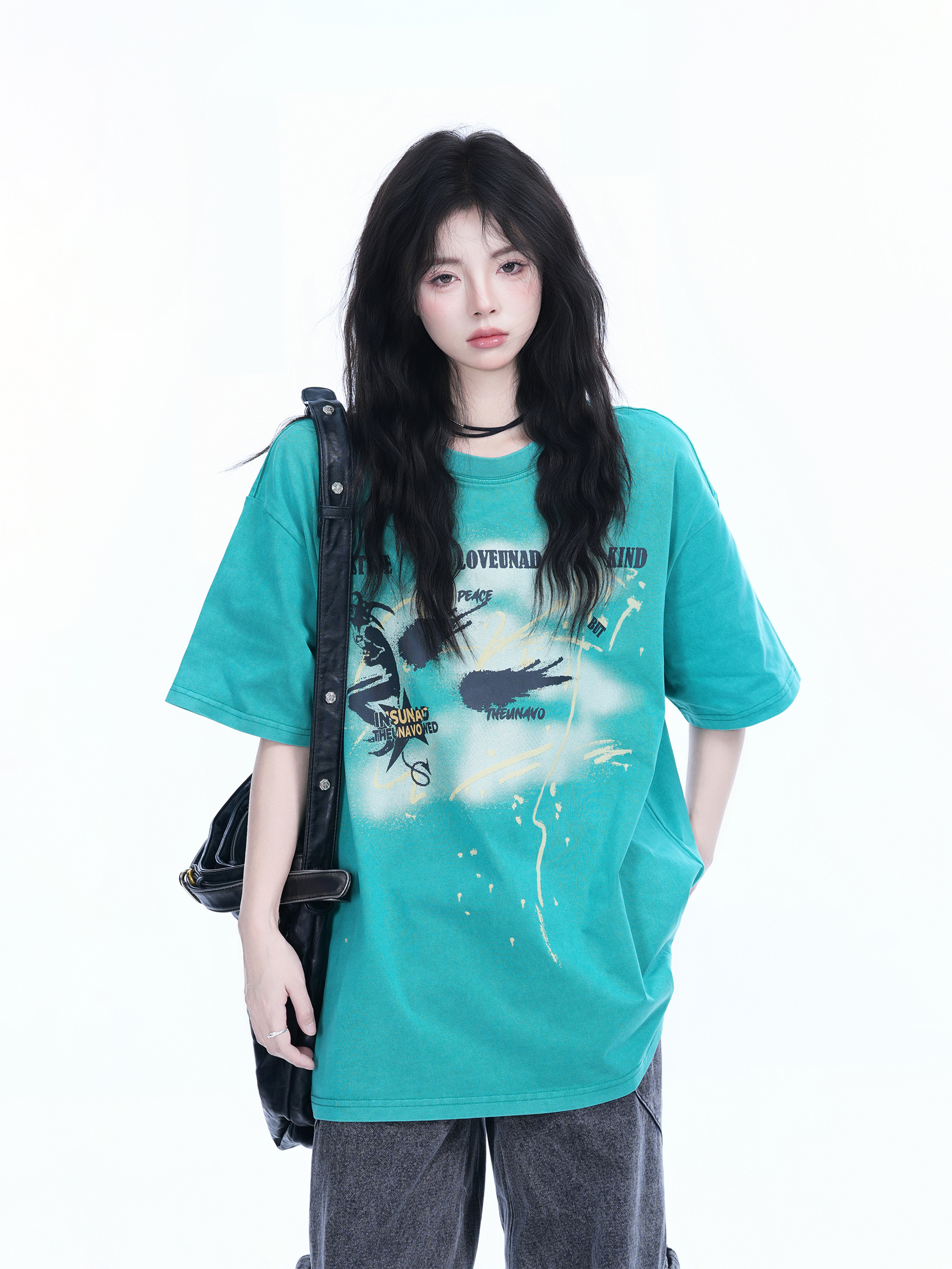 Vintage American-Style Oversized Short-Sleeve T-Shirt for Women - "Sit and Eat Until the Mountains Are Empty" - Trendy Loose Fit
