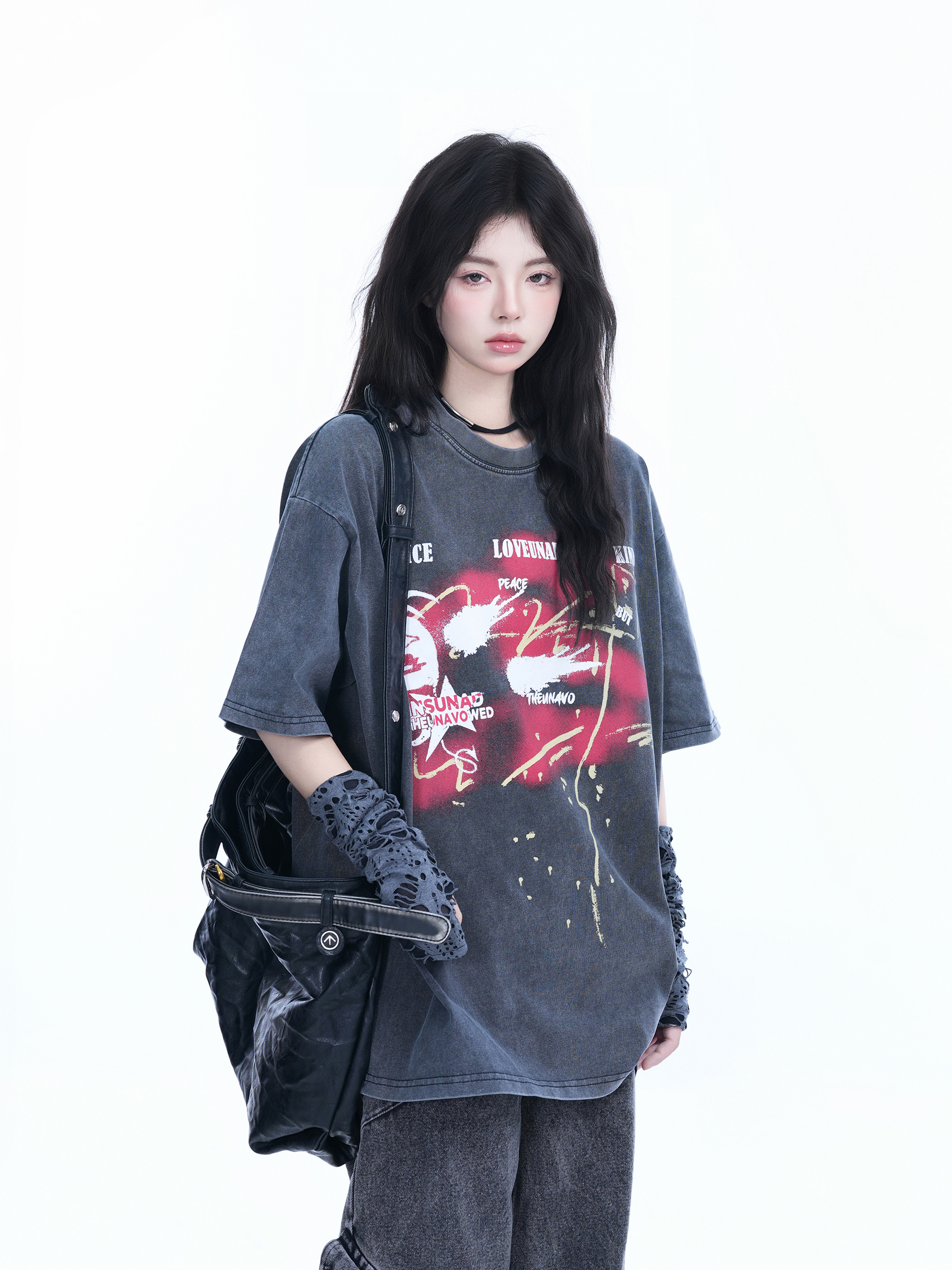 Vintage American-Style Oversized Short-Sleeve T-Shirt for Women - "Sit and Eat Until the Mountains Are Empty" - Trendy Loose Fit