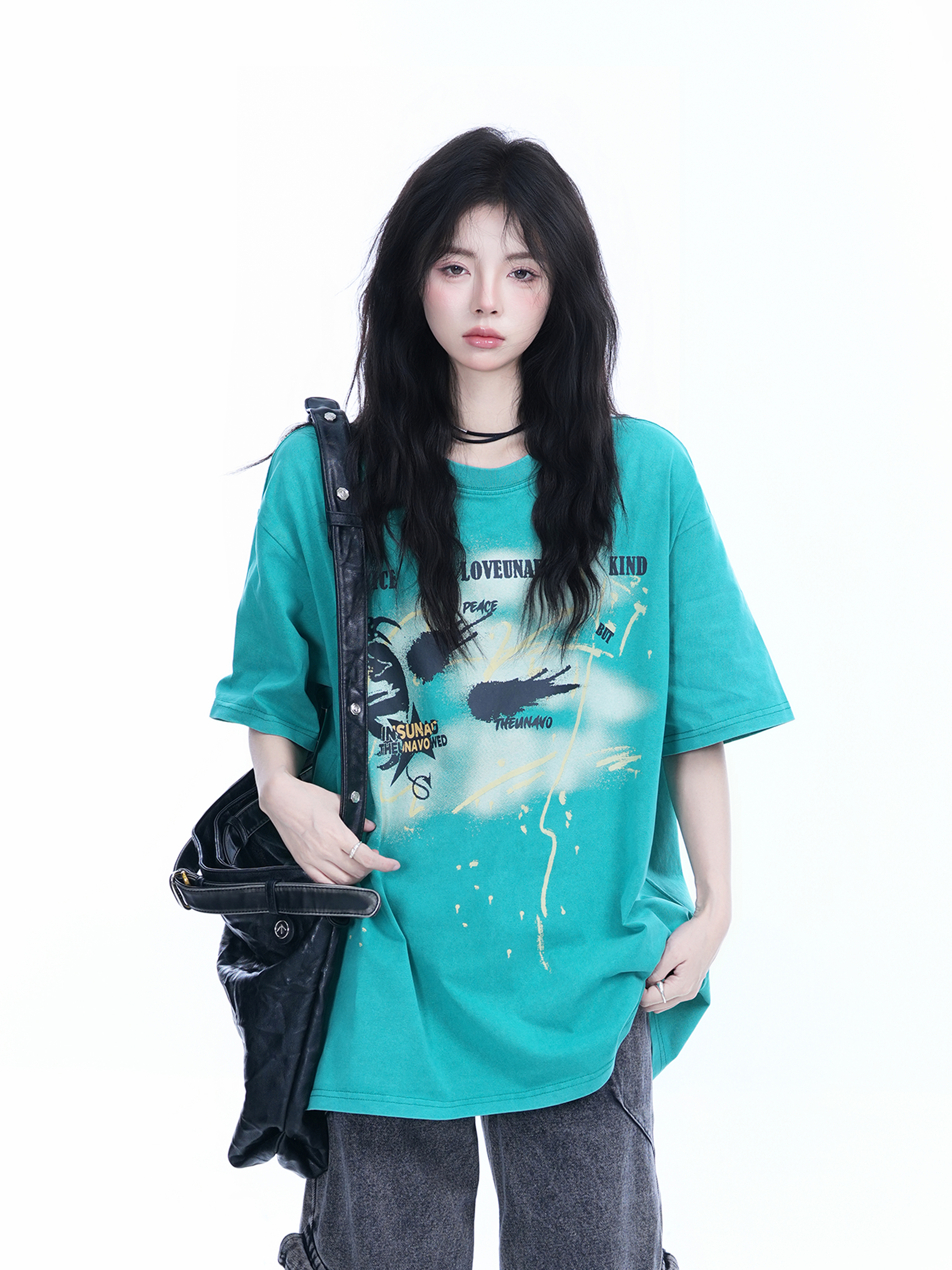 Vintage American-Style Oversized Short-Sleeve T-Shirt for Women - "Sit and Eat Until the Mountains Are Empty" - Trendy Loose Fit