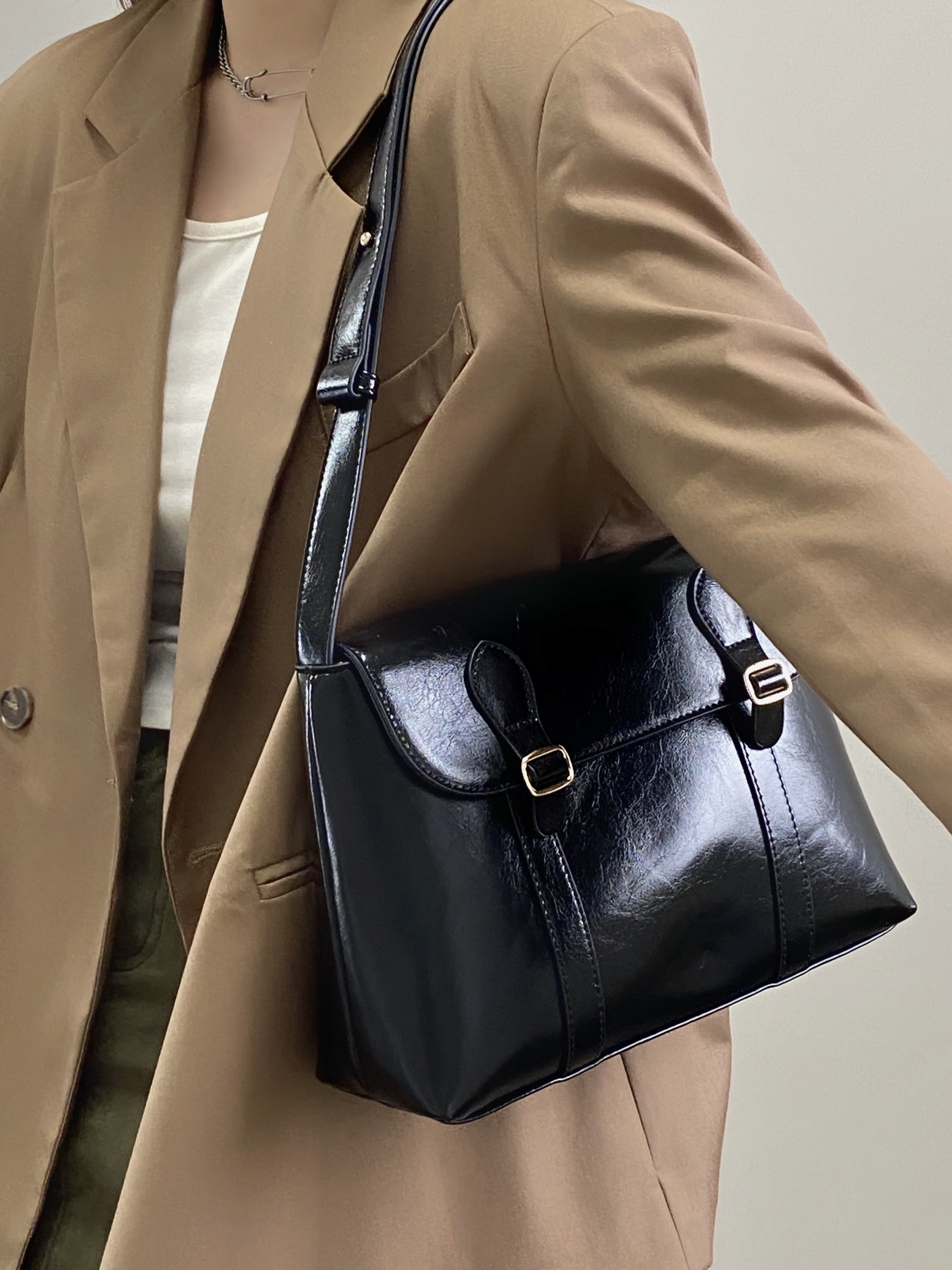 Vintage Artistic Large Capacity Tote Bag for Women - Versatile Crossbody Shoulder Bag for Everyday Use