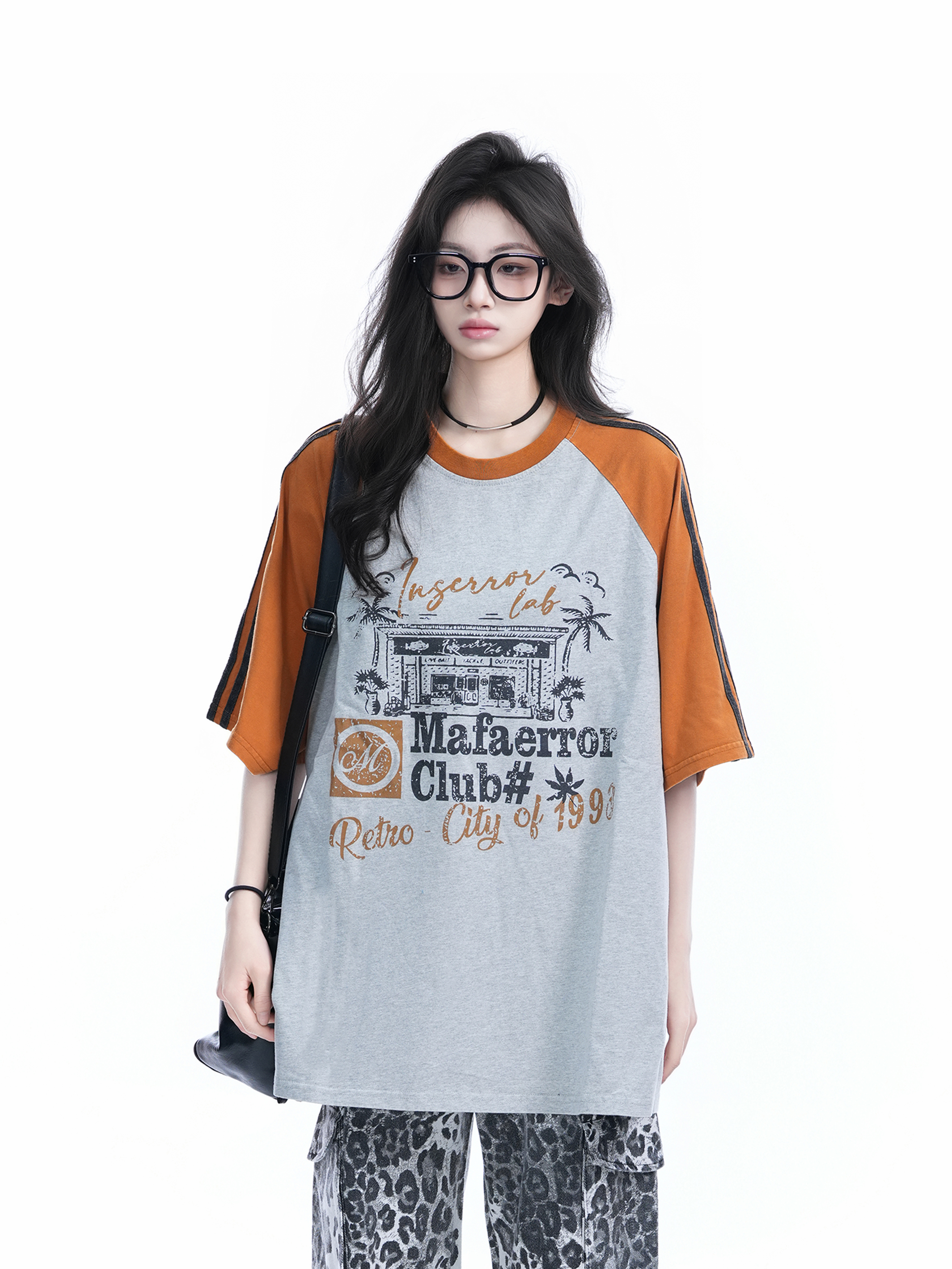 Vintage Color-Blocked Raglan Short Sleeve T-Shirt for Women - Distressed Loose Casual Style, Trendy Half-Sleeve Top