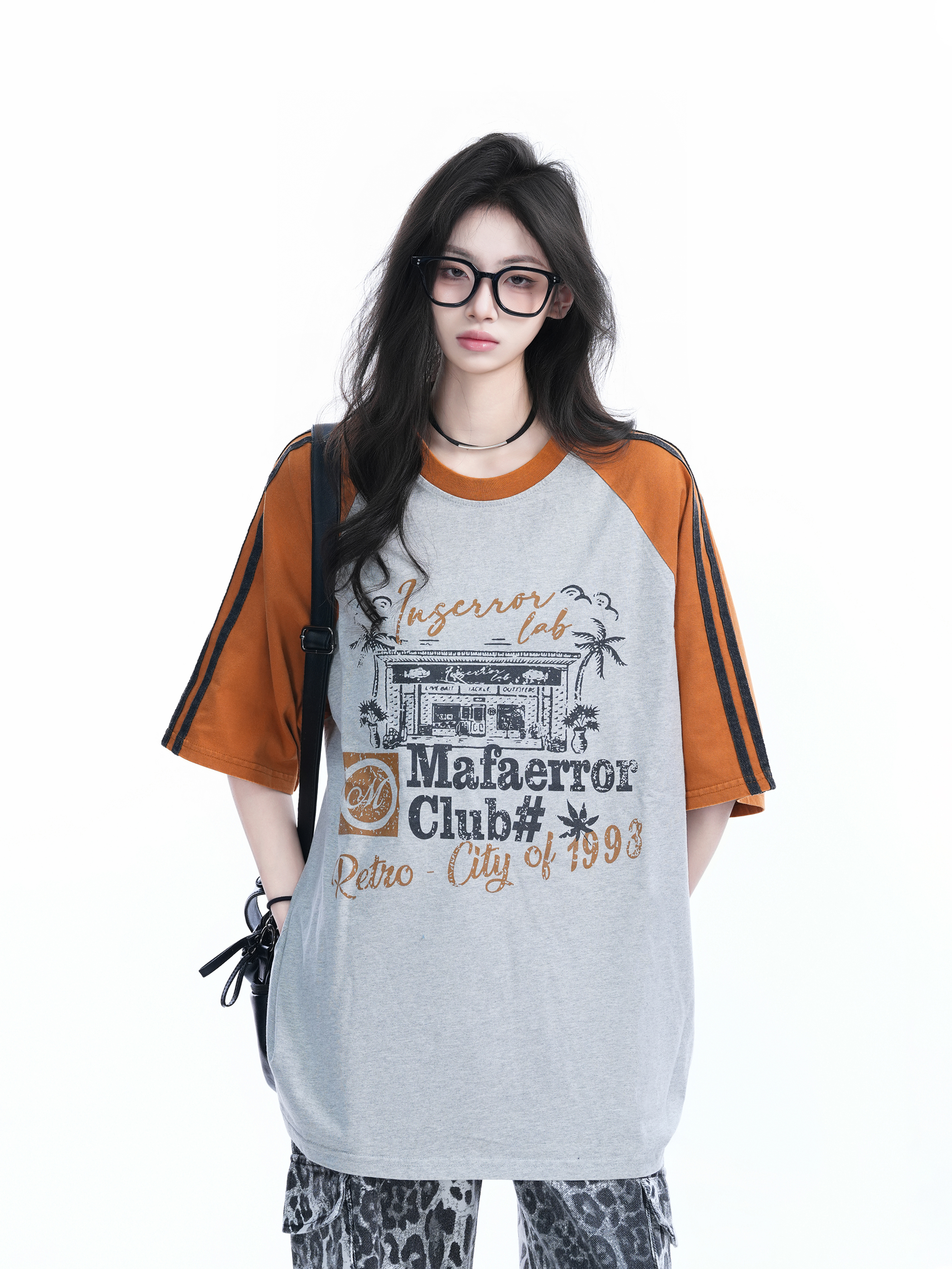 Vintage Color-Blocked Raglan Short Sleeve T-Shirt for Women - Distressed Loose Casual Style, Trendy Half-Sleeve Top