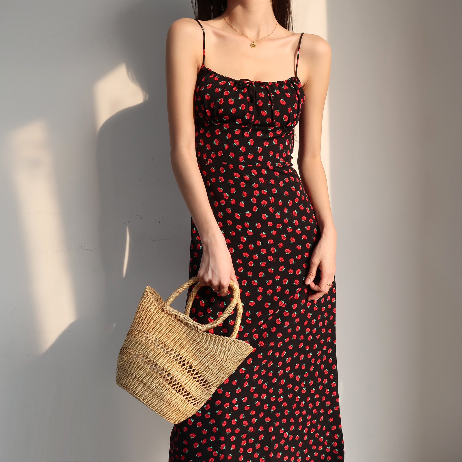 Vintage Floral Dress with Straps - Sexy Slim-Fit French Style Midi Dress for Women - Chic Retro Summer Fashion