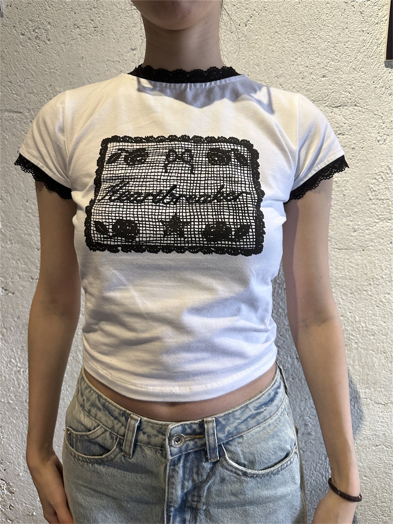 Vintage Floral Lace Printed Round Neck Short Sleeve T-Shirt for Women - Cute American Style Spring Fashion