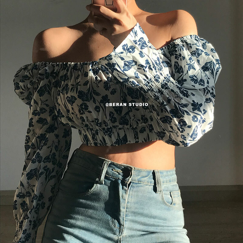 Vintage Floral Off-Shoulder Long Sleeve Slim Fit High-Waisted Cropped Shirt Top - Y2K Style Fashion Essential