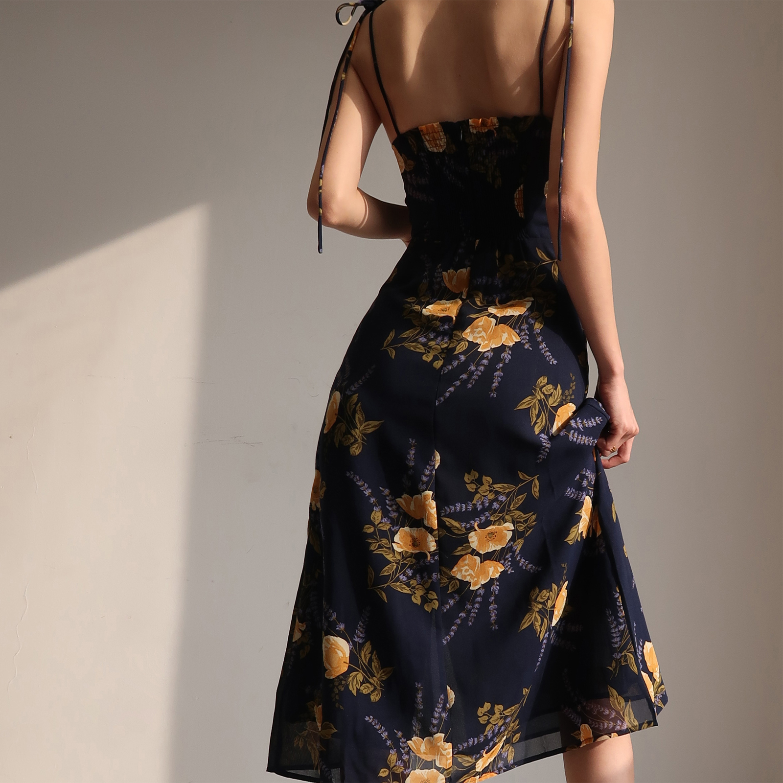 Vintage French Orange Floral Spaghetti Strap Dress with Tie Waist, Slimming Side Slit, Knee-Length Mid Skirt - Y2K Style
