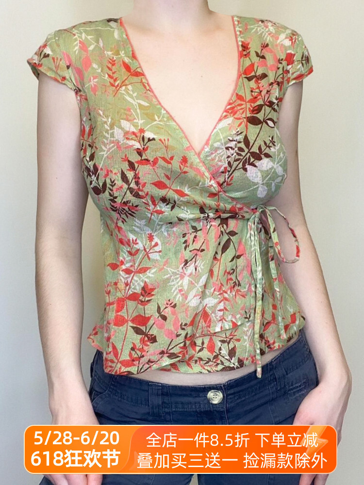 Vintage French Style Lace-Up Short Sleeve T-Shirt for Women, Low V-Neck, Waist-Defined, Summer Fashion Top, Dappled Branch Design