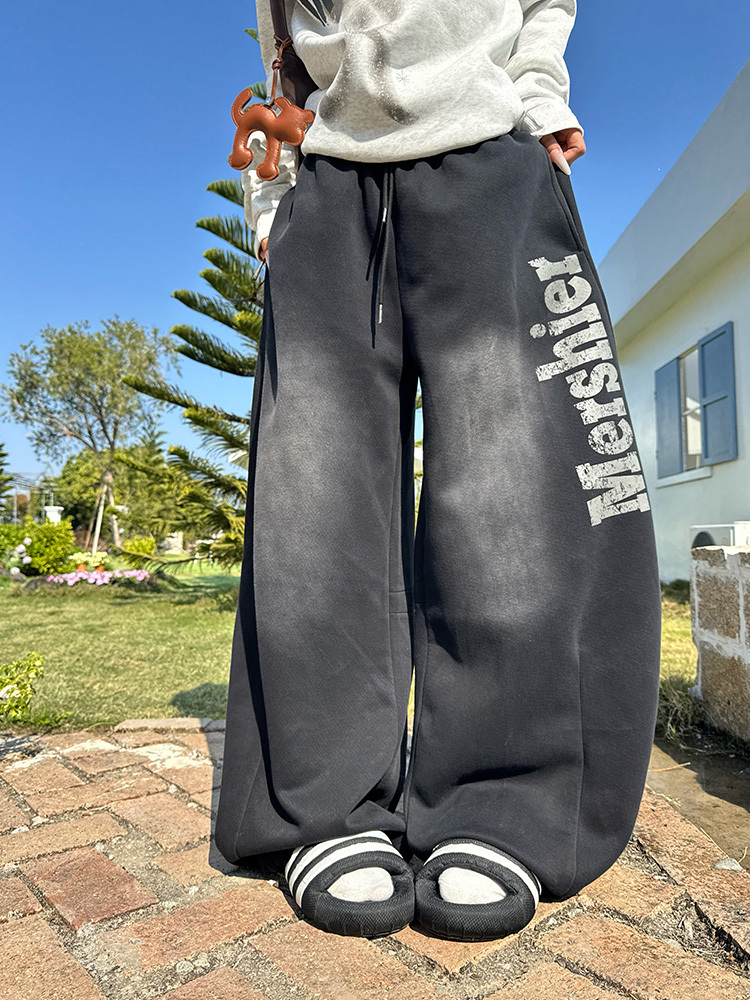 Vintage Gradient Distressed Letter Wide-Leg Curved Blade Sweatpants for Men and Women - Unisex Loose Casual Floor-Length Pants