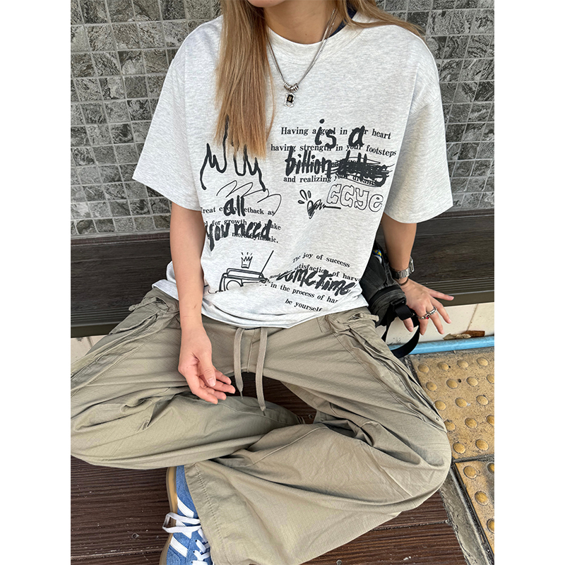 Vintage Hand-Drawn Graffiti Short Sleeve T-Shirt for Men and Women - Trendy American Design Summer Top, 90s Style, Unisex