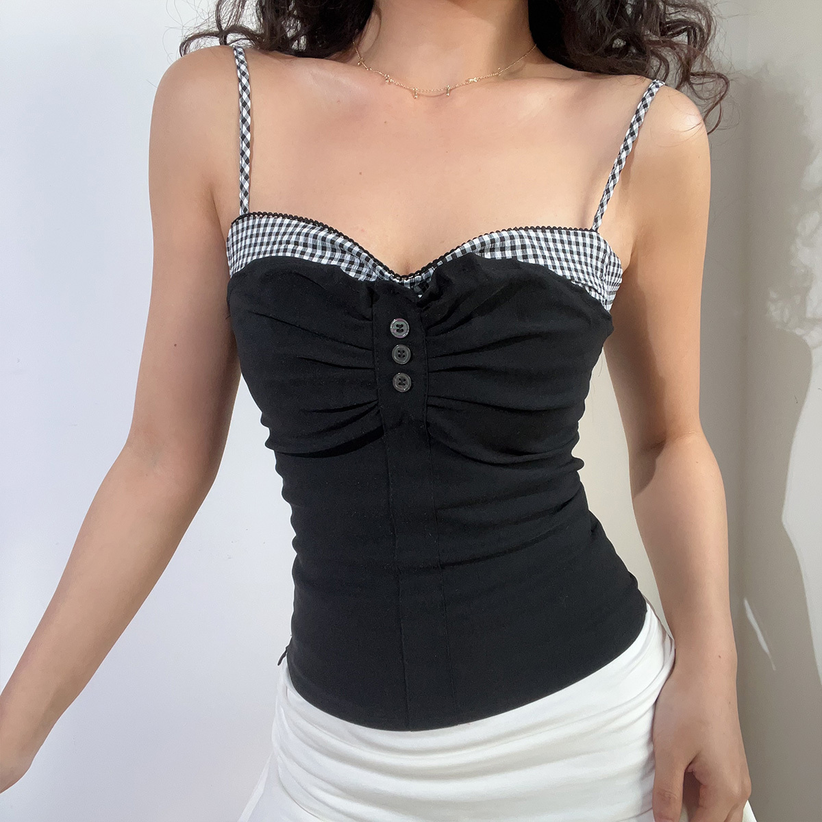 Vintage-Inspired Cute Girl Plaid Splicing Ruffled Button Elastic Slim Waist Camisole for Y2K Fashion