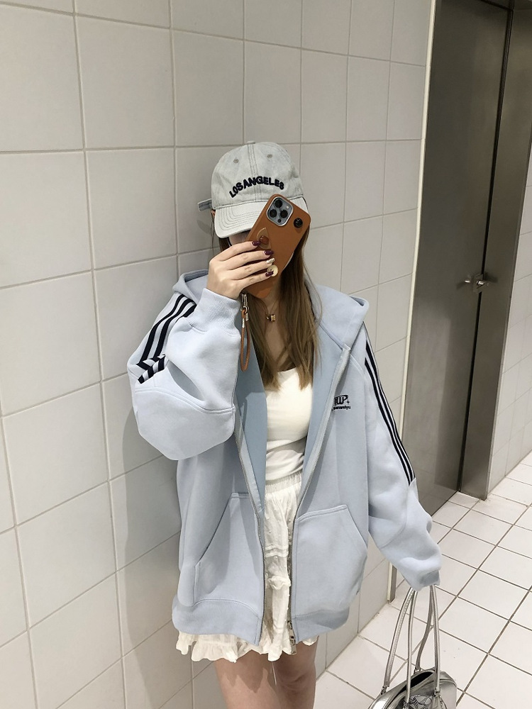 Vintage-Inspired Hooded Cardigan Sweatshirt for Couples - Unisex Loose Fit Zipper Jacket in Nostalgic Sports Style for Back to School