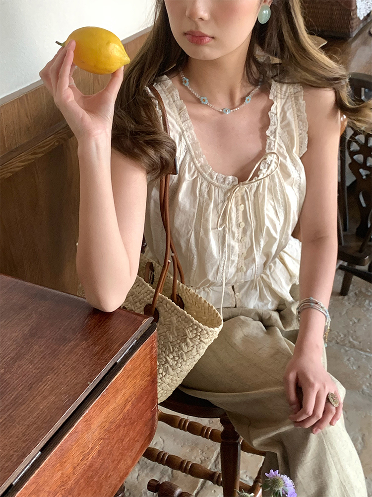 Vintage-Inspired Late Spring Lover French Lace Trim Cami Top for Women, Summer Pure Cotton Waist-Defined Blouse, Y2K Style