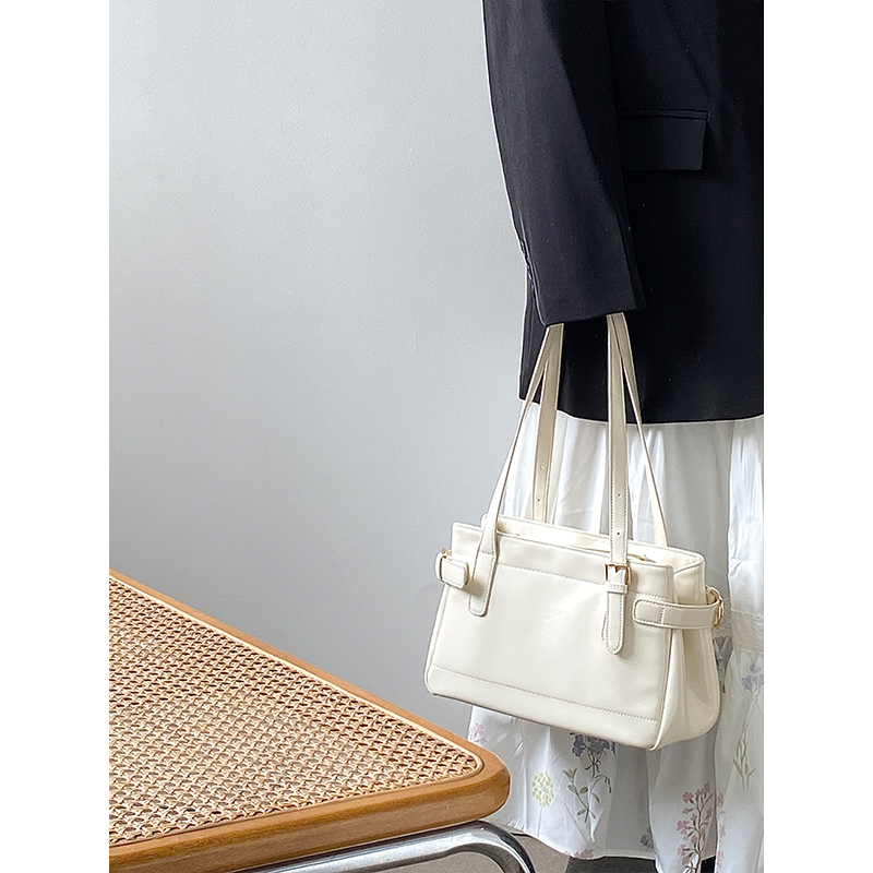 Vintage Korean Style Women's Tote Bag - High-End Large Capacity Handheld Commuter Shoulder Bag for 2025