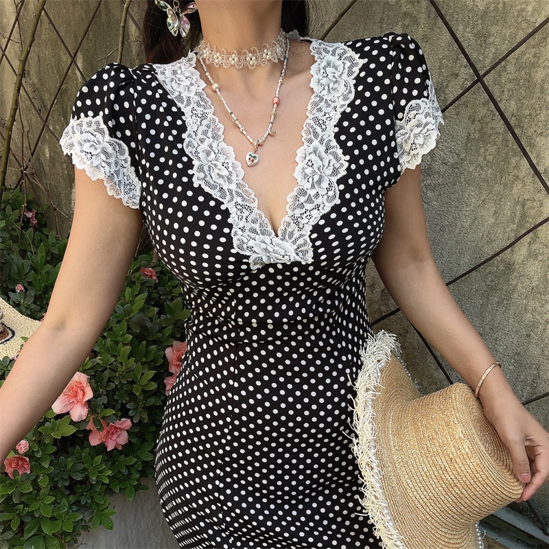 Vintage Polka Dot Dress with French Lace Trim, Slimming V-Neck, Small Flutter Sleeves, Perfect for Vacation and 90s Style