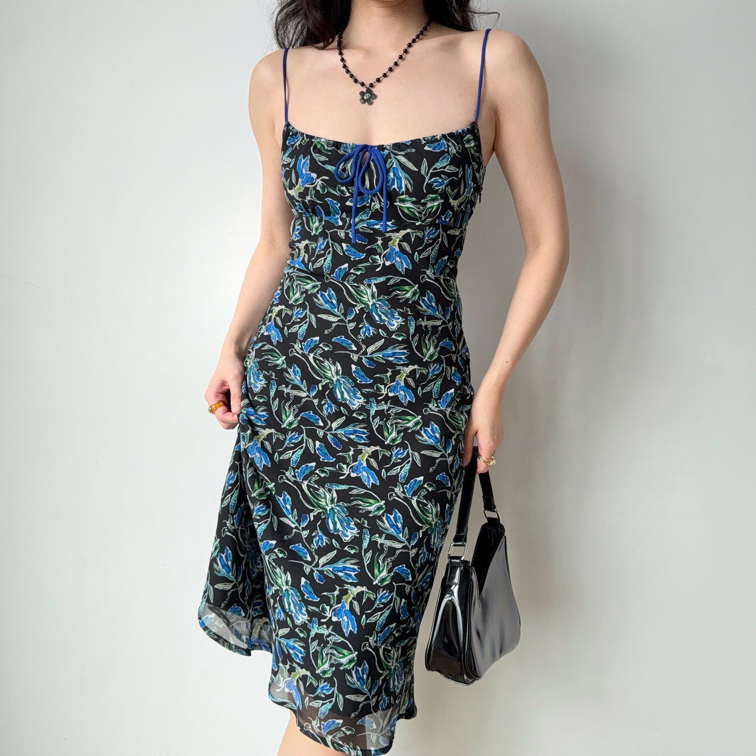 Vintage Print Cami Dress - Mid-Length Vacation Dress for Women - Retro Style Summer Dress - Ideal for Travel and Casual Outings