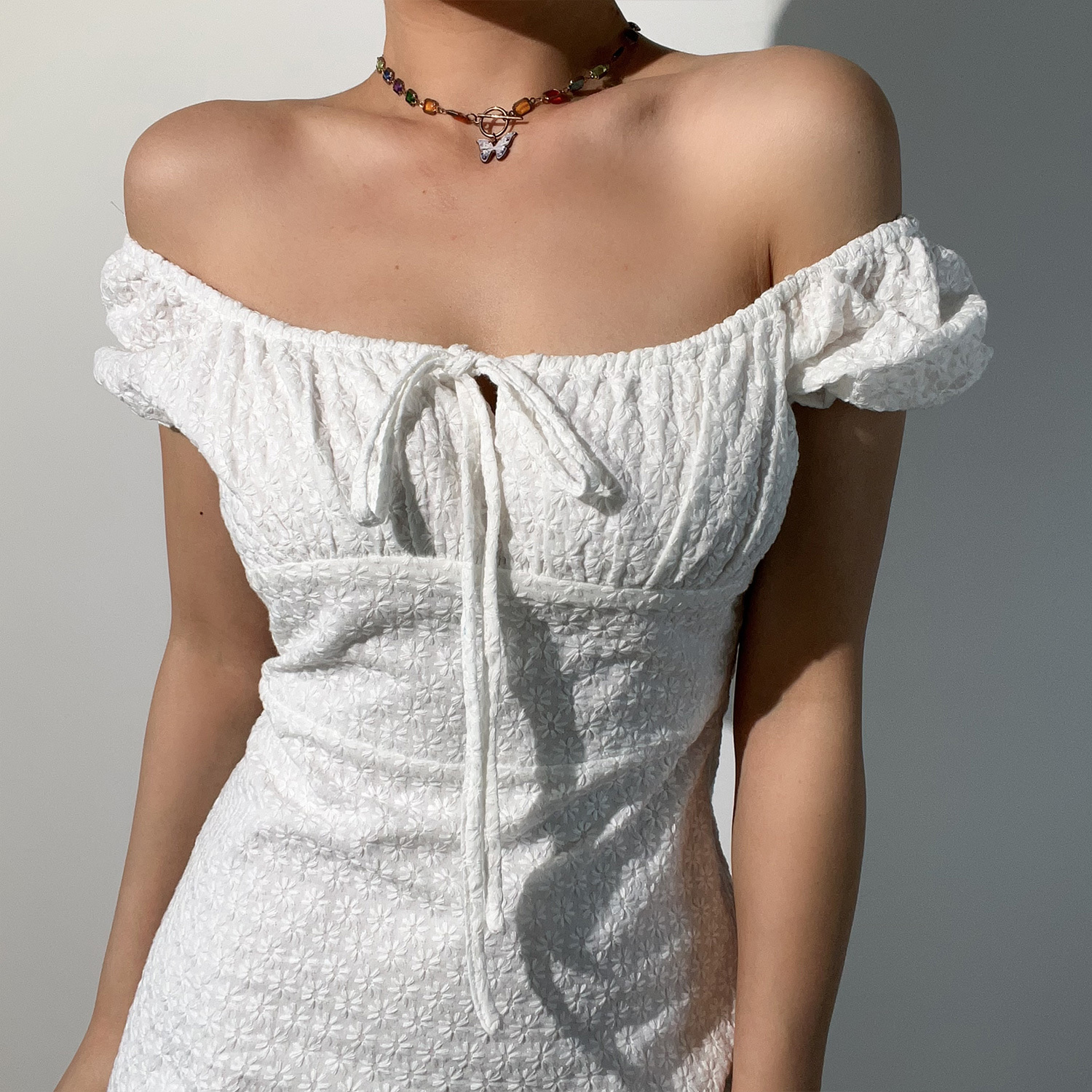 Vintage Sweet Square Neck Tie Waist Embroidered White Dress for Girls - Cute Zhao Lusi Inspired Style, Perfect for Y2K Fashion